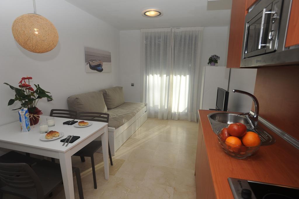 דירות Renthas Benalmadena Playa חדר תמונה